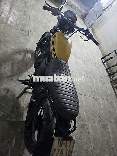 Yamaha FZS 150 V1 tracker.