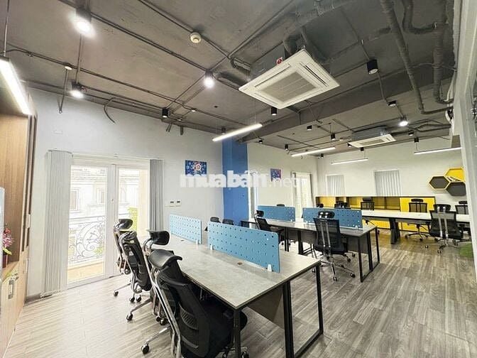 Cho thuê văn phòng Cityland sàn suốt 160m2 nội thất như hình