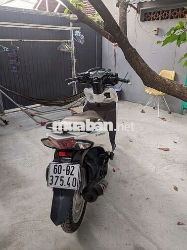 Honda Vision Trắng