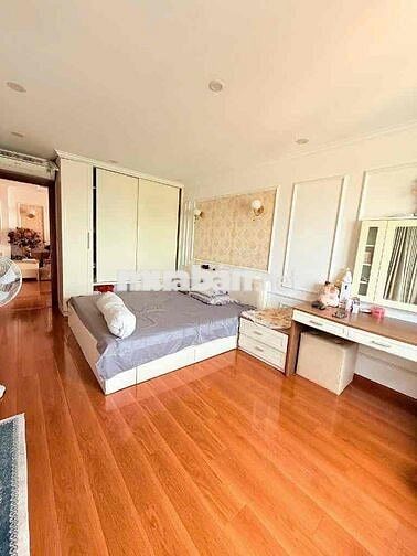 LÔ GÓC - FULL NỘI THẤT SỊN -  3 NGỦ  + 2WC