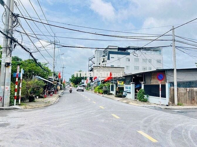 Lô góc 2 MT 210m2/850 triệu đường Nguyễn Văn Hoài kề BV Củ Chi sổ sẵn