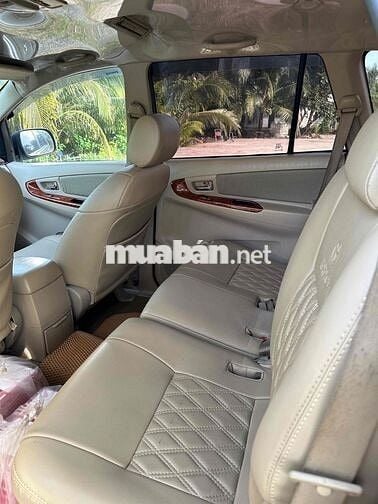 Toyota Innova 2008 G - 200000 km