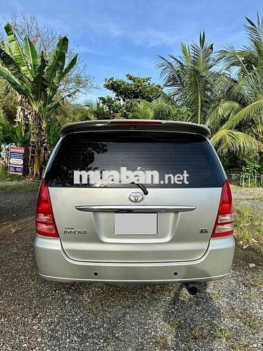 Toyota Innova 2008 G - 200000 km