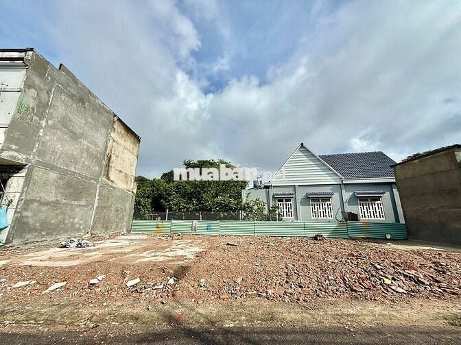 BÁN NHANH LÔ ĐẤT SIÊU ĐẸP 480TR NGANG 11M PHÙ HỢP KINH DOANH, BUÔN BÁN