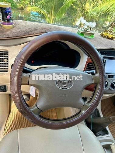 Toyota Innova 2008 G - 200000 km