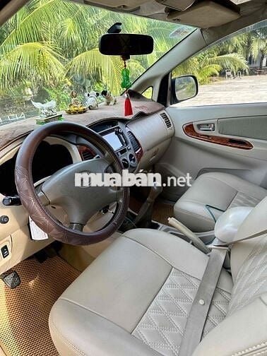 Toyota Innova 2008 G - 200000 km