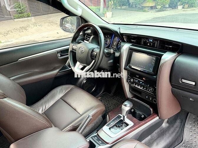 Toyota Fortuner 2017 2.7AT một chủ mua mới