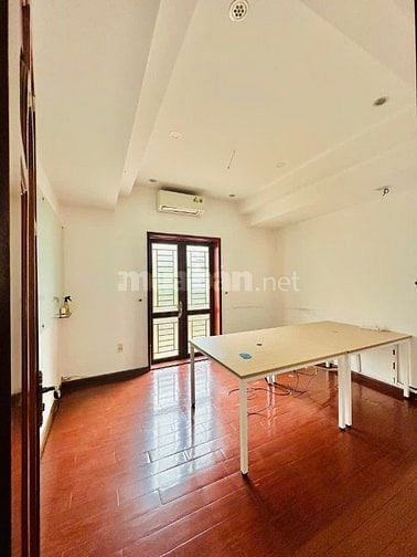 CHO THUÊ BIỆT THỰ MINI HẺM XE TẢI 1/ SÁT MẶT TIỀN – NGUYỄN THÁI SƠN,