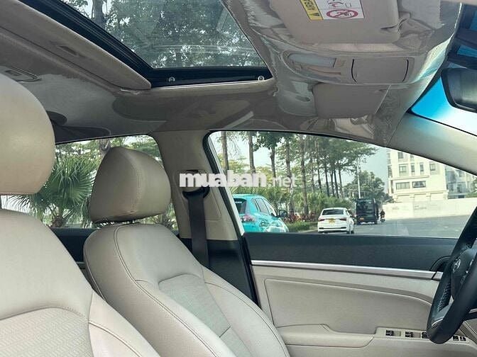 Hyundai Elantra 2020 2.0 Trắng