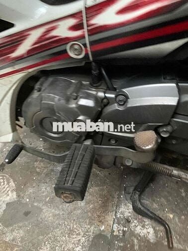 sirrius RC đỏ đen bánh mâm 2014