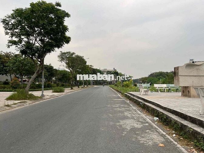 Cần Bán Đất MT Đường Vận Hành Suối Nhum, Linh Xuân , Thủ Đức