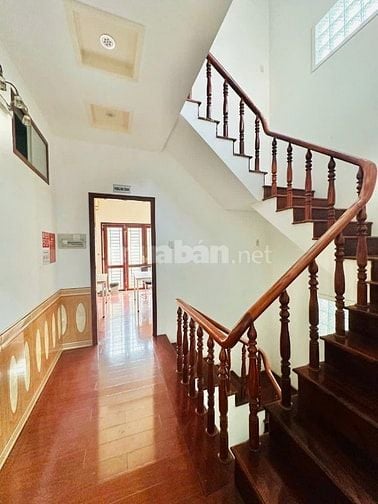 CHO THUÊ BIỆT THỰ MINI HẺM XE TẢI 1/ SÁT MẶT TIỀN – NGUYỄN THÁI SƠN,