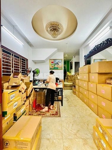 CHO THUÊ BIỆT THỰ MINI HẺM XE TẢI 1/ SÁT MẶT TIỀN – NGUYỄN THÁI SƠN,