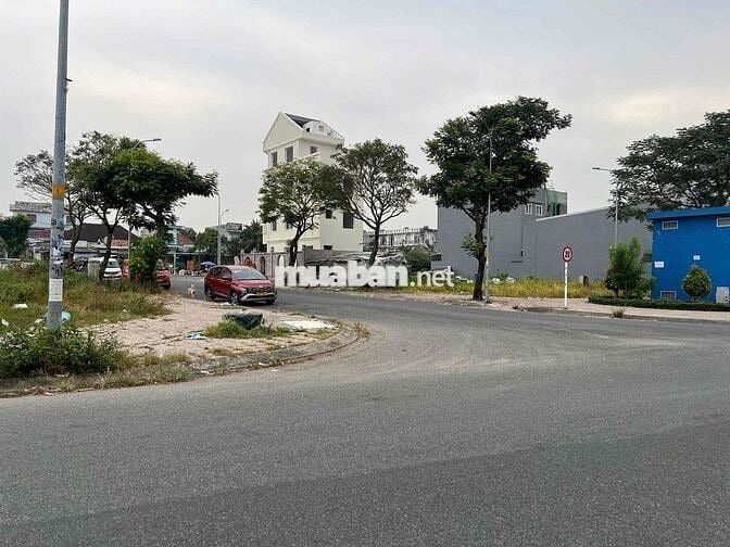 Cần Bán Đất MT Đường Vận Hành Suối Nhum, Linh Xuân , Thủ Đức