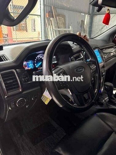 Ford Everest 2020 Titanium 2.0L AT 4x2 - 120000km