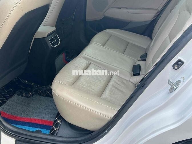 Hyundai Elantra 2020 2.0 Trắng