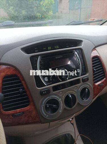 Nhà bán INNOVA G xịn MÁY NGUYÊN BẢN.