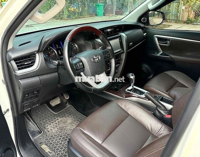 Toyota Fortuner 2017 2.7AT một chủ mua mới