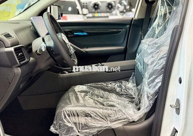 Vinfast VF8 Eco 2022 Trắng Nội Thất Đen