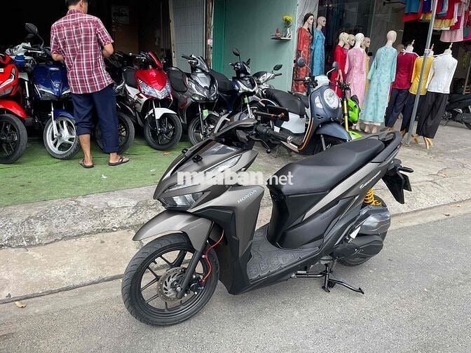 Honda Vario 125 màu Xám