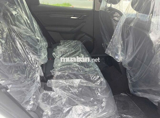 Vinfast VF8 Eco 2022 Trắng Nội Thất Đen