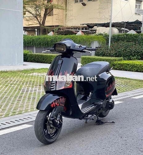 Vespa Sprint Mix Style Justin Bieber đen bóng