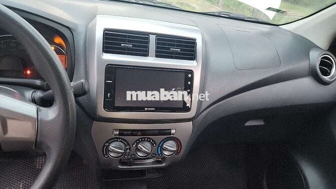 Toyota Wigo Trắng Số tự động