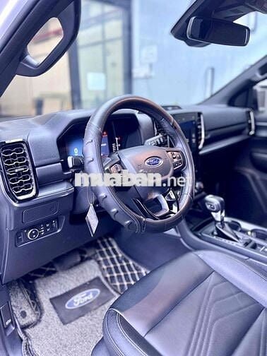 Ford Everest 2022 Titanium 4x2 23666 km