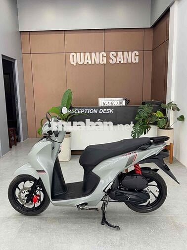 Velia 50cc đời 2025 siêu lướt 1700 km bao hồ sơ