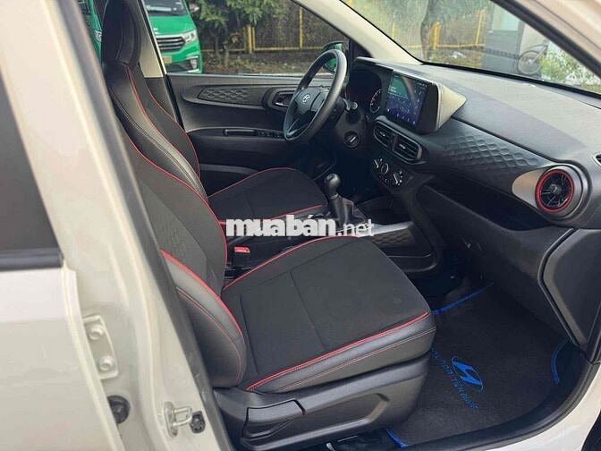 i10 số sàn hatchback 2023