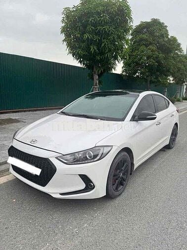 Hyundai Elantra 2016 1.6 AT - 130000 km