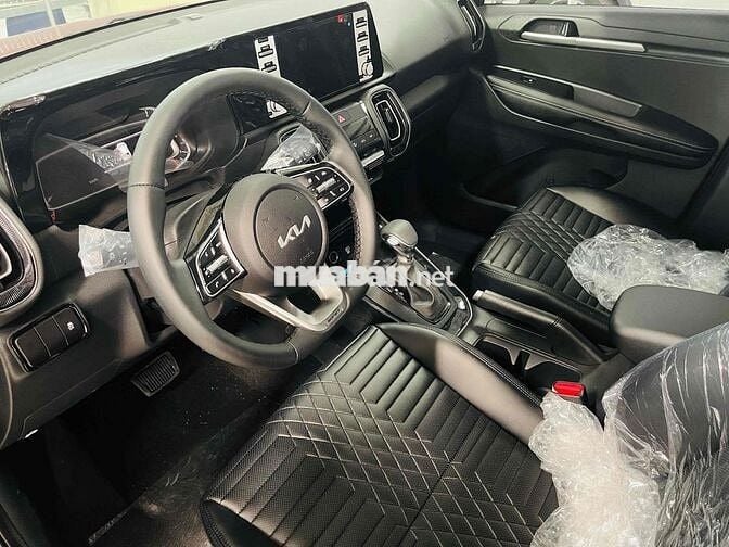 Kia Sonet 2025 AT