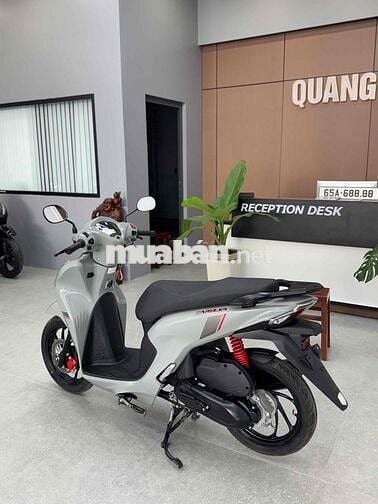 Velia 50cc đời 2025 siêu lướt 1700 km bao hồ sơ