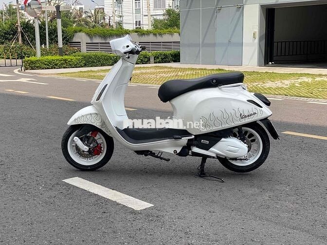 Cần bán xe Vespa Sprint Mix Style justin Bieber