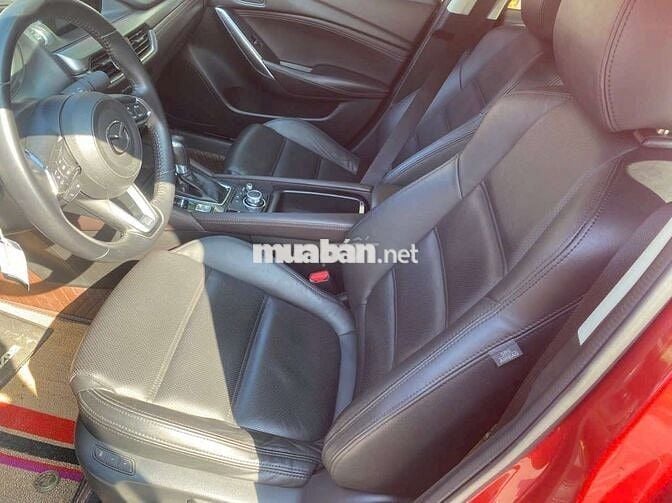 2019 Mazda 6 2.0L Premium - 53000 km