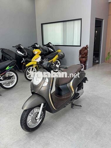 Scoopy 2021 Smartkey vàng cát nguyên rin