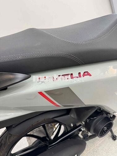 Velia 50cc đời 2025 siêu lướt 1700 km bao hồ sơ