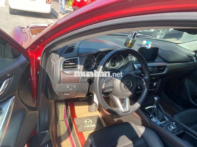 2019 Mazda 6 2.0L Premium - 53000 km