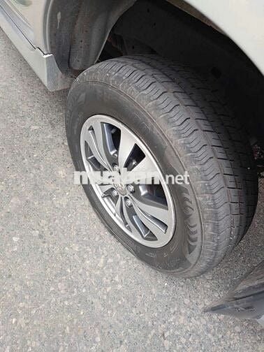 Toyota Innova 2015 Bạc