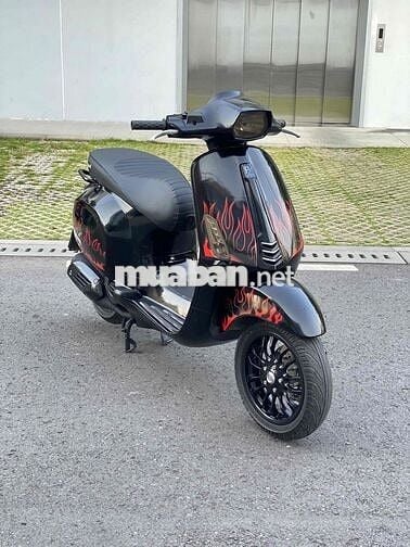 Vespa Sprint Mix Style Justin Bieber đen bóng