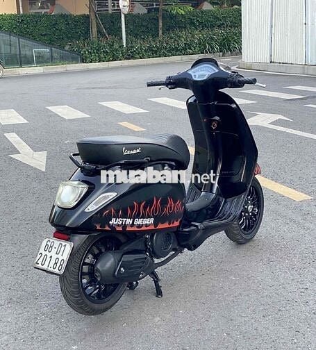 Vespa Sprint Mix Style Justin Bieber đen bóng
