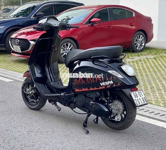 Vespa Sprint Mix Style Justin Bieber đen bóng