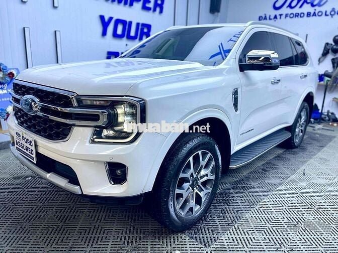 Ford Everest 2022 Titanium 4x2 23666 km