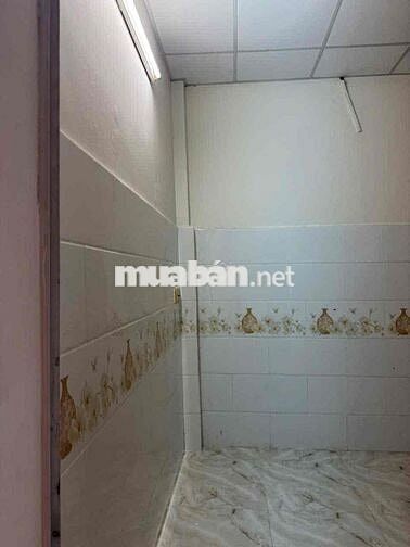 Cho thuê nhà nguyên căn đối diện chùa Tây Tạng đường nhựa 6