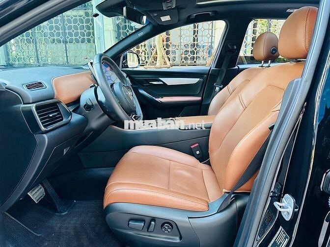 VinFast VF8 Plus 2022 Đen