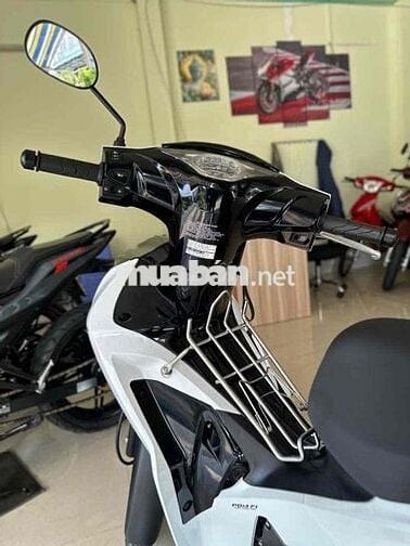 Honda Future LED 2024 Trắng 2700 km Như mới