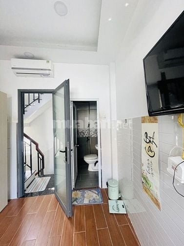 Chính chủ bán nhà hẻm 384 lý thái tổ q10 - 3,5m x 8m chỉ 5,2 tỷ