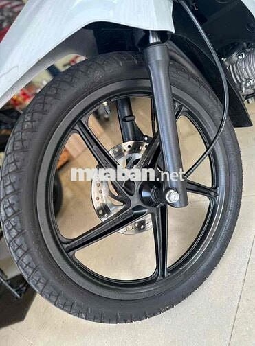 Honda Future LED 2024 Trắng 2700 km Như mới