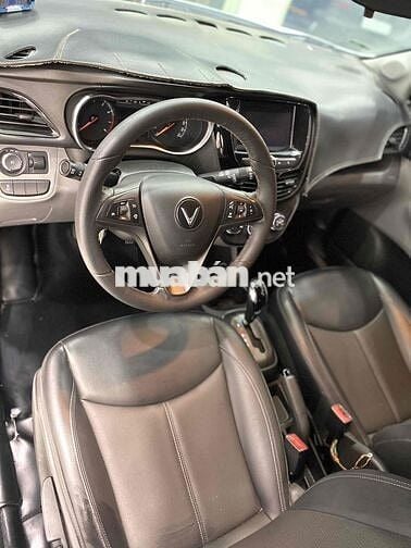 VinFast Fadil 2021 1.4 AT Plus - 900000 km