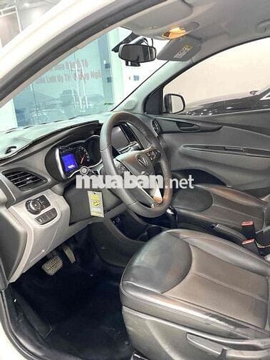 VinFast Fadil 2021 1.4 AT Plus - 900000 km